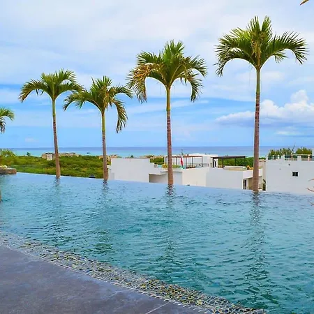 Studio On 5Th, Pvt Balcony, Oceanview Roof Pool