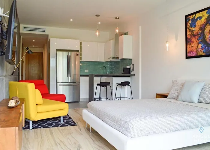 Apartament W Rooftop Pool, Coco Steps *