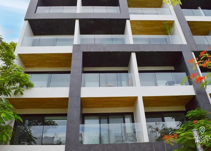 W Rooftop Pool, Coco Steps * Playa del Carmen